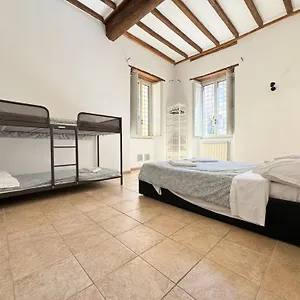 santa-rufina-boutique-apartment.it-romehotels.com/